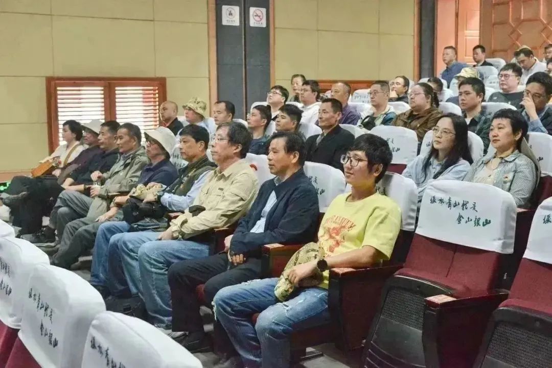 走访红色基地 领悟初心使命——巨人集团党委开展党建活动